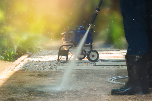 Best Spring Cleaning  in Delafield, WI